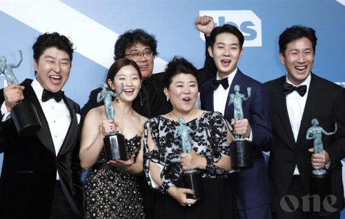 Parasite makes history with SAG Awards win