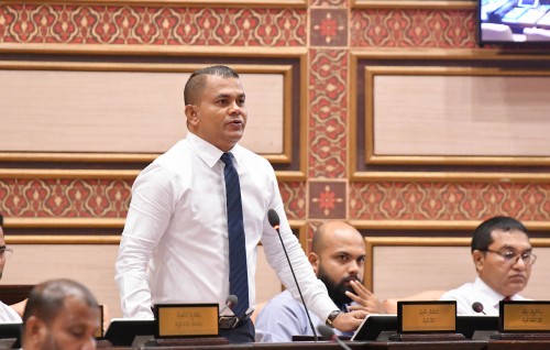 Beyruge sifain thibumaai kan'duge sarahahdhah badhalu genaumah majlis ge ruhun hoadhan jehey goiy hadhanee