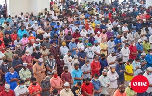 Hurihaa nurakkalakun salaamaiyvaan oiy magakee Allah ah biruvethivumuge magu: Huthuba