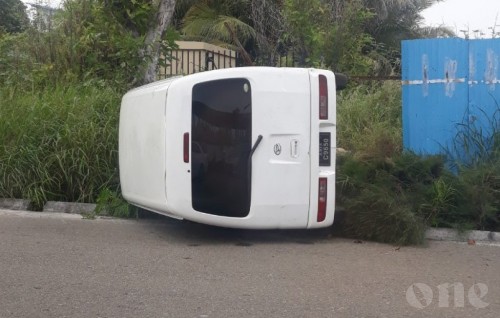 Van flips over in Hulhumale’