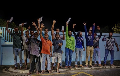 Kudahuvadhoo hamanujehun: hayyaru kuri emmen dhookohlaifi