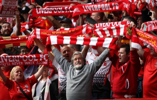 Suppoter in muzaaharaa kuriyas, Liverpool in ticket agubodukuraane!