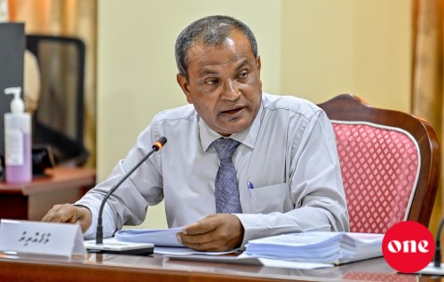 Hulhumale gai imaaraaii kurumuge gavaaidhu gazette nukoh, Minister Aslam vanee gaanoonaa hilaaf vefai: Committee