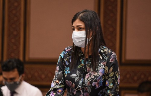 Raees Waheed inaayai nangavaigen Covid ge haalathugai ehvvunthah lead kurahvvaathee hithaama kuran: Rozaina