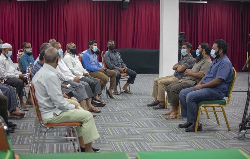 Covid ge haalathu goasvamun dhaathee miskiythakuge imaamunnaa Ministry inn baddhalu koffi