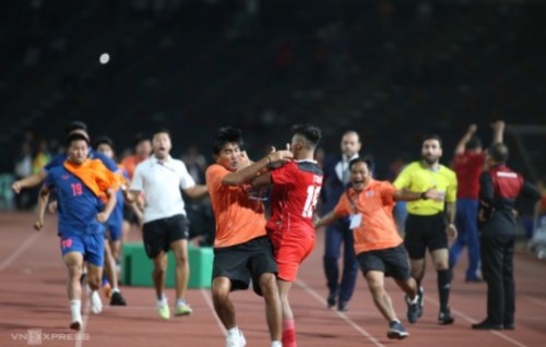 Hamanujehunthakuge sababun dhefaharu medhukandaalanjehunu Sea Games footboalhaige ran medal Indonesia ah