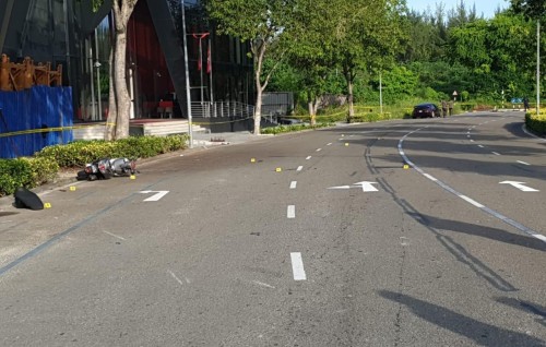 Accident gai zuvaanaku maruvun: Car dhuvvi meehaa hayyaru kohfi