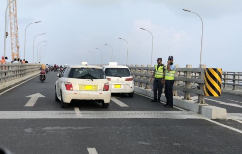 Police check 461 vehicles during vehicle ban