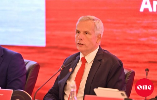 Timothy Sawyer to step down as CEO of Bank of Maldives