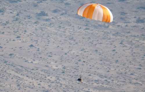 Astroid ehge sample akaa eku NASA in furathama faharah dhuniyeah ulhan'dheh thirikuranee