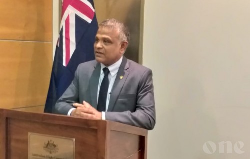 Discussion held to open Australian education centers in Maldives