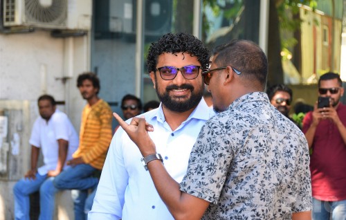 Dhaulathuge maaliyyaa harudhanaa vaanee MDP ge iguthisaadhee siyaasathah noonekey bunegen!