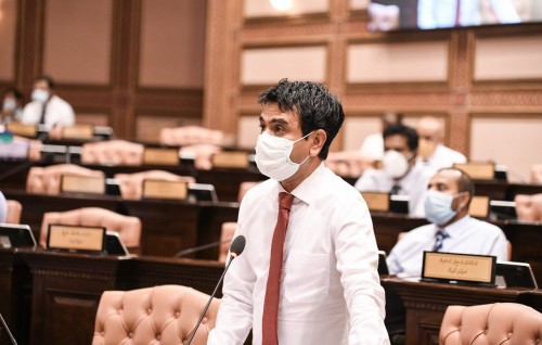 Civil servant innaa gulheygothun dhekkevi vaahaka thakah saleem ma’aafah edhivadaigenfi, ekamaku vaahaka thah dhifaau kurevvi