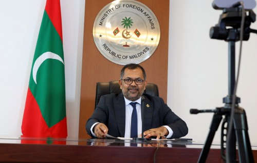 Tharahgeege landudhandithah haasil kureveynee gaumuthakuge gulhun ithurah harudhanaa kurevigen: Zameer