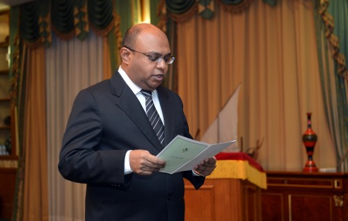Kureege Uhthama fandiyaaruge shareeai:  Hushahalhaafai vanee Sharuee nizaamu balaiganefaivaa usooluthakaa hilaaf ninmumeh: Dhaulai