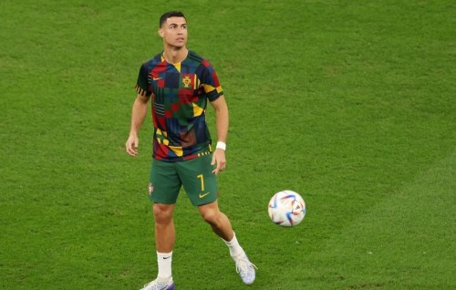 Saadha aharu fahun Ronaldo aa nulai Coach Santos negee risk eh!