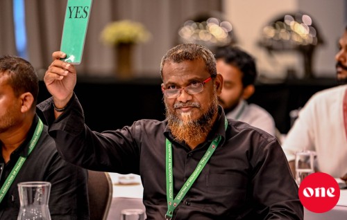 Committee thakeh ekulavaalan FAM ge extra ordinary congress eh baavvanee