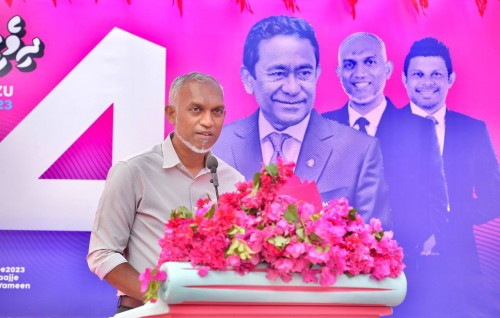 Hoadehdhoo kaireega onna Kadevaarehaa fathuruverikamah hulhuvaalaanan: Muizzu