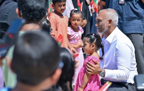 Photo: Raees rasdhoo ah kurehvi dhathurufulhu