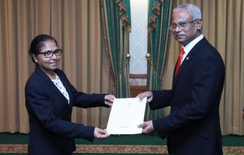 Maru commission report aa gulhigen alhan jehey fiyavalhuthah elhumah Raees, AG offeehaa mashvaraa kuravvanee