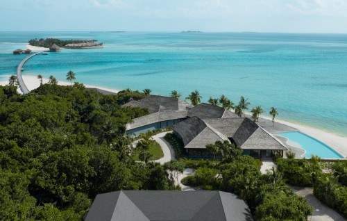 Crown and Champa ge ''jawakara'' resort hulhuvaifi