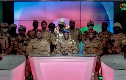 Burkina Faso ah askaree ingilaabeh genes, verikan badhalukoh sarukaaru uvaalaifi