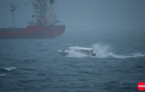 Launch sinks with seven on board