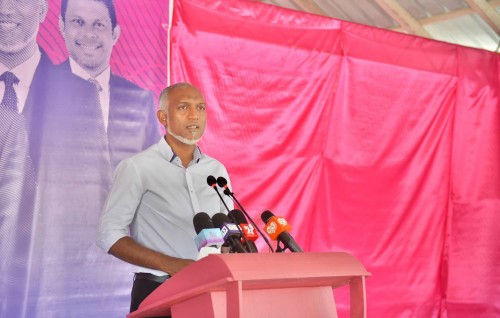 Verikamuge furathama 3 mas therey Raasfinolhu, Maafaru ge ihuthisoas gai himanaidheynan: Muizzu
