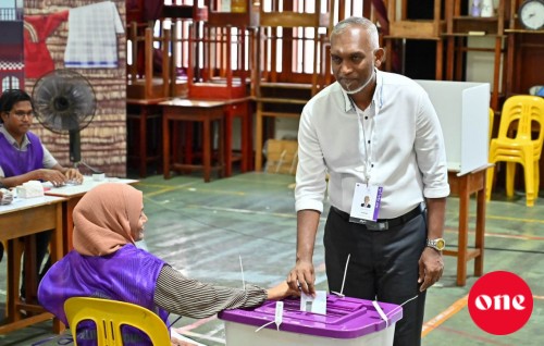 Riyaasee inthihaabu ehburun nimey gothah badhalu kurumaaeku gaanoonu asaasee ah gina islaahuthakeh gennanee 