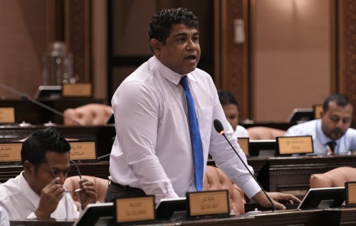 Beyhaai asaasee mudhaluge agu control  kureveynee bimu kuli aiyfoaraa agah thiri koggen: Bondey