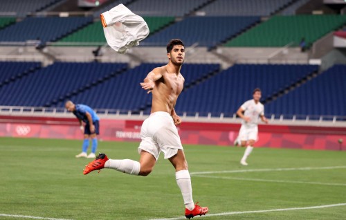 Ithuru vaguthugai Asensio jehi goal aa eku Spain final ah