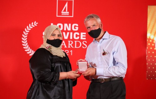 BML honors longtime employees