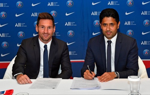 '' Messi akee dhuniyeyge 1 vana, miee football gaives thaareehee transfer eh''