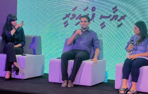 Abadhuves hunnaanee Nasheed ge fahathugai, emanikufaanu ge mahchah ereyne gotheh noannaane: Ilyaas Labeeb