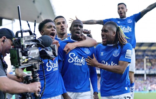 Leicester aai Leeds relegate ve, mifaharu ves Everton salaamaiyy vejje