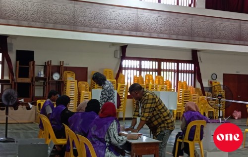 Riyaasee inthihaabuge dhevana buruge votelun fashaifi