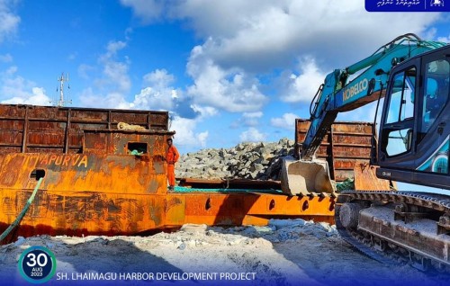 Lhaimagu bandharu masakkathah beynunvaa bodu hilaige 5 vana shipment gengosfi