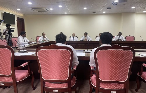 Nasheed vakikuraa jalsaa thakuge riyaasathah Eva aai Afeef ah naadhevey goiy hadhan committee in faaskoffi