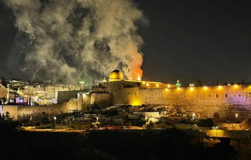Israel inn MasjidulAqsa ah dhey gehllunthakaai Palestine rayyithunnah dhey aniyaathah haddhun nehttifai