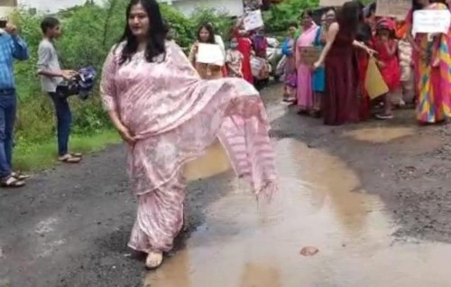Thafaathu muzaaharaaa eh, Massala samaalu kamah genaumah jehssee Catwalk