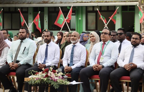 Hurihaa school eh AC kurumuge mashroou ''cool school'' ifthithaahu koffi