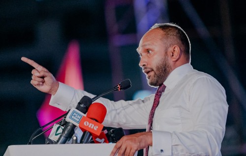 Riyaasee inthihaabeh beyhveynee Yameen himanaigen: Jameel