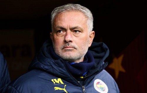 Isthiunaafu kurumun Mourinho ge adhabu lui kohddheefi