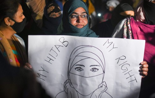 College thakugai buruga elhun manaa kamah Karnataka Court in nimmaifi