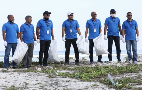 Current foshitha halaaku vefai huri nama angaidheyn Shareef edhivadaigenfi