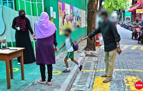 Dharivarakah jinsee goanaa kuri mahssala: Galolhu School ge hurihaa masahkkathu 