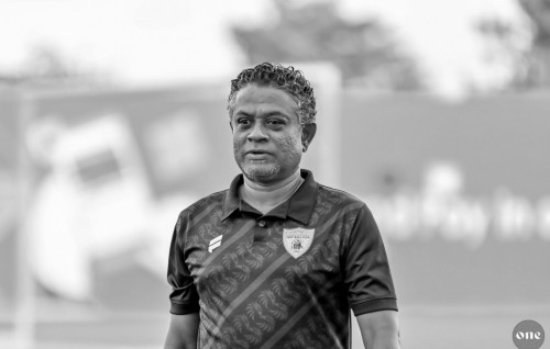 Mulhi hayaaiyy football ah: Vakivegen edhiyaee namoonaa khidhumaiytherieh