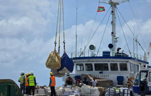 Hukuru dhuvahu ves perishable cargo dhookuraane: MPL