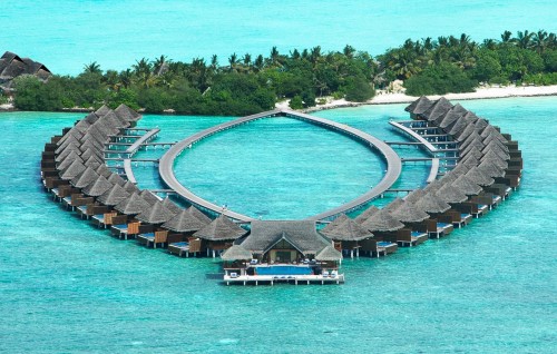 Taj exotica resort ge engine geygai alifaanuge haadhisaaeh, bodu gellumeh nuvey