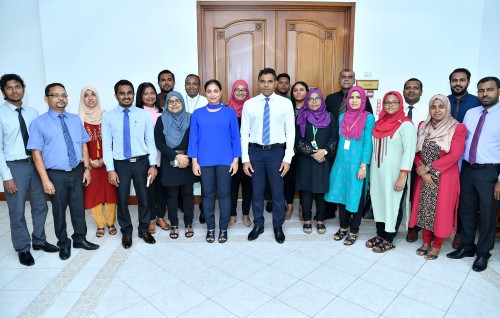Principal akah eh School ehggai enme ginavegen hureveynee 8 aharu kamah hamajassaifi